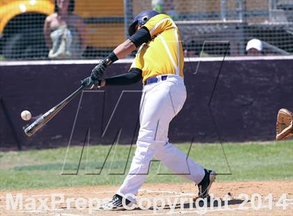 Thumbnail 2 in Edgewood vs Kemp (UIL 2A Bi-District Playoff) photogallery.