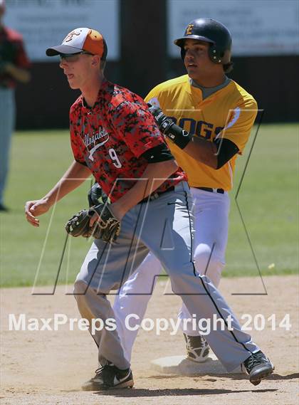 Thumbnail 3 in Edgewood vs Kemp (UIL 2A Bi-District Playoff) photogallery.