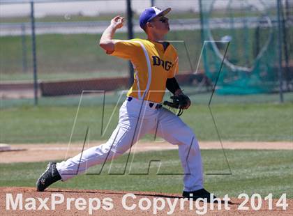 Thumbnail 2 in Edgewood vs Kemp (UIL 2A Bi-District Playoff) photogallery.