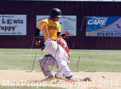 Thumbnail 1 in Edgewood vs Kemp (UIL 2A Bi-District Playoff) photogallery.