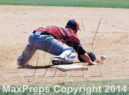 Thumbnail 2 in Edgewood vs Kemp (UIL 2A Bi-District Playoff) photogallery.