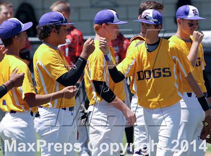 Thumbnail 3 in Edgewood vs Kemp (UIL 2A Bi-District Playoff) photogallery.