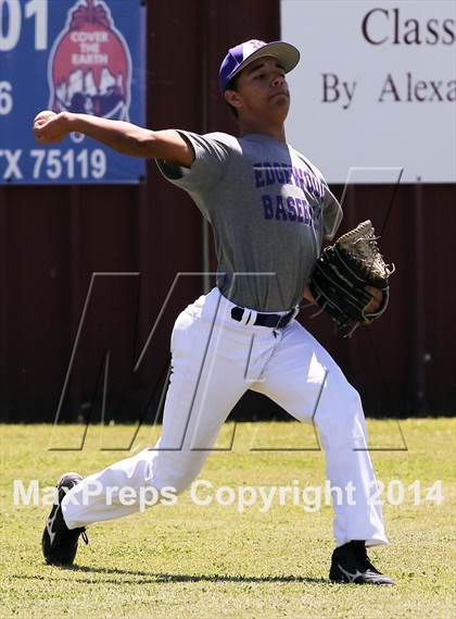 Thumbnail 2 in Edgewood vs Kemp (UIL 2A Bi-District Playoff) photogallery.