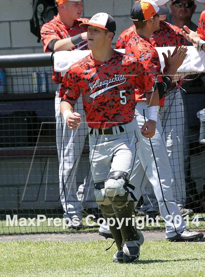 Thumbnail 1 in Edgewood vs Kemp (UIL 2A Bi-District Playoff) photogallery.