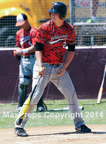 Thumbnail 2 in Edgewood vs Kemp (UIL 2A Bi-District Playoff) photogallery.