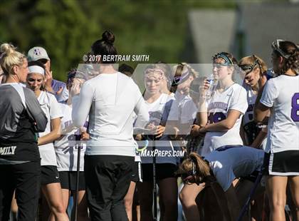 Thumbnail 3 in Niagara-Wheatfield vs. Hamburg (Section 6 Class B Final) photogallery.