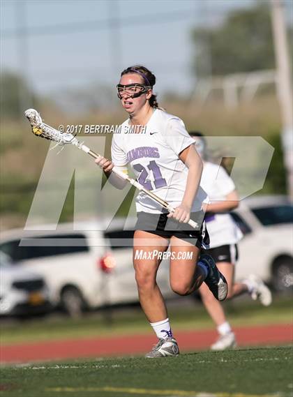 Thumbnail 2 in Niagara-Wheatfield vs. Hamburg (Section 6 Class B Final) photogallery.