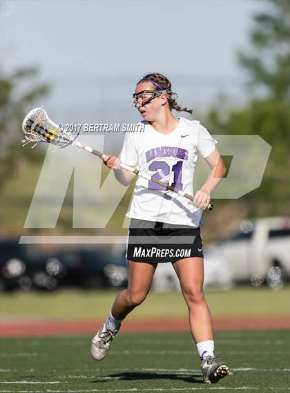 Thumbnail 2 in Niagara-Wheatfield vs. Hamburg (Section 6 Class B Final) photogallery.