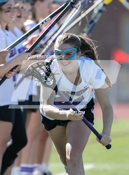 Thumbnail 1 in Niagara-Wheatfield vs. Hamburg (Section 6 Class B Final) photogallery.