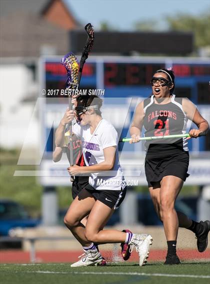 Thumbnail 3 in Niagara-Wheatfield vs. Hamburg (Section 6 Class B Final) photogallery.