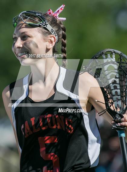 Thumbnail 2 in Niagara-Wheatfield vs. Hamburg (Section 6 Class B Final) photogallery.