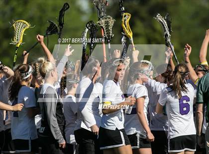 Thumbnail 1 in Niagara-Wheatfield vs. Hamburg (Section 6 Class B Final) photogallery.
