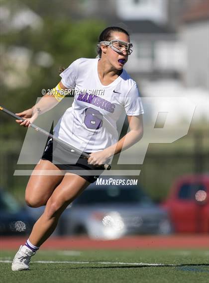 Thumbnail 2 in Niagara-Wheatfield vs. Hamburg (Section 6 Class B Final) photogallery.