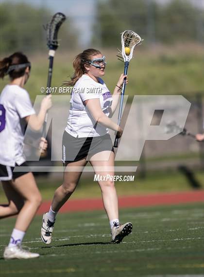 Thumbnail 3 in Niagara-Wheatfield vs. Hamburg (Section 6 Class B Final) photogallery.