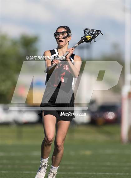 Thumbnail 3 in Niagara-Wheatfield vs. Hamburg (Section 6 Class B Final) photogallery.