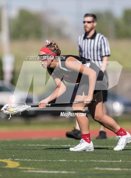Thumbnail 2 in Niagara-Wheatfield vs. Hamburg (Section 6 Class B Final) photogallery.