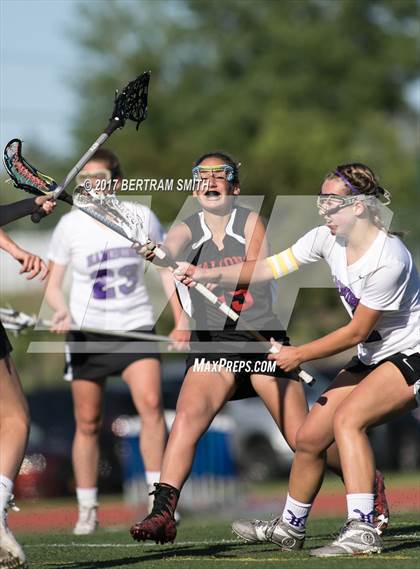 Thumbnail 1 in Niagara-Wheatfield vs. Hamburg (Section 6 Class B Final) photogallery.
