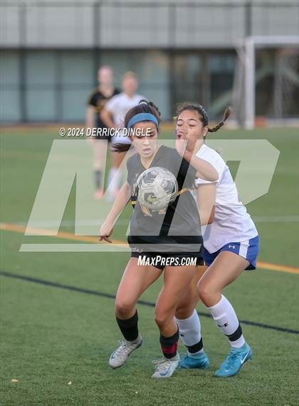 Thumbnail 2 in St. Anthony's vs Kellenberg Memorial (NSCHSAA Final) photogallery.
