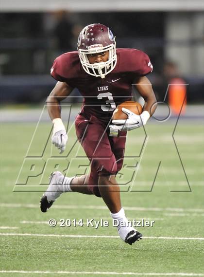 Thumbnail 1 in Ennis vs. Cedar Park (UIL 5A Division 2 Final)  photogallery.