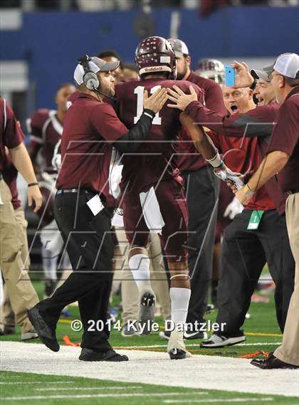 Thumbnail 2 in Ennis vs. Cedar Park (UIL 5A Division 2 Final)  photogallery.