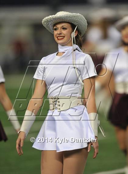 Thumbnail 2 in Ennis vs. Cedar Park (UIL 5A Division 2 Final)  photogallery.
