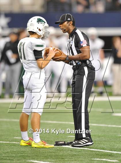 Thumbnail 3 in Ennis vs. Cedar Park (UIL 5A Division 2 Final)  photogallery.