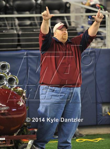 Thumbnail 1 in Ennis vs. Cedar Park (UIL 5A Division 2 Final)  photogallery.