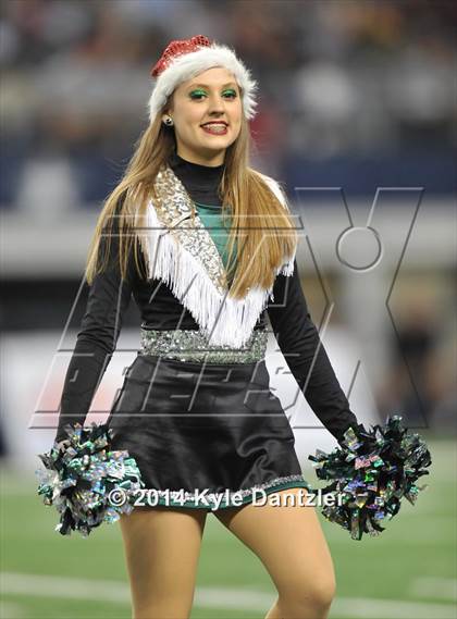 Thumbnail 1 in Ennis vs. Cedar Park (UIL 5A Division 2 Final)  photogallery.