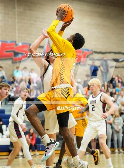 Thumbnail 2 in Thomas Jefferson vs Dakota Ridge (CHSAA 5A Sweet 16) photogallery.
