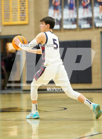 Thumbnail 1 in Thomas Jefferson vs Dakota Ridge (CHSAA 5A Sweet 16) photogallery.