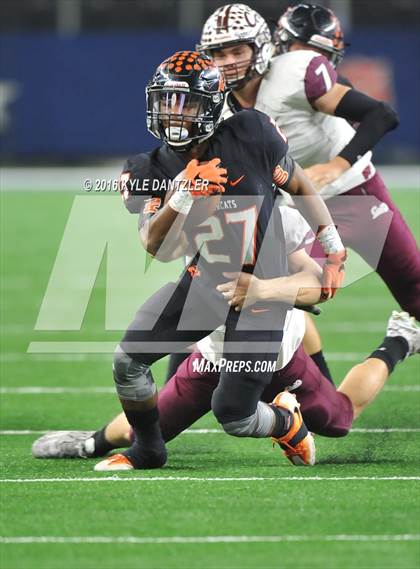 Thumbnail 3 in Calallen vs. Aledo (UIL 5A Division 2 Final) photogallery.