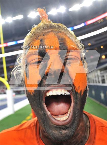 Thumbnail 2 in Calallen vs. Aledo (UIL 5A Division 2 Final) photogallery.
