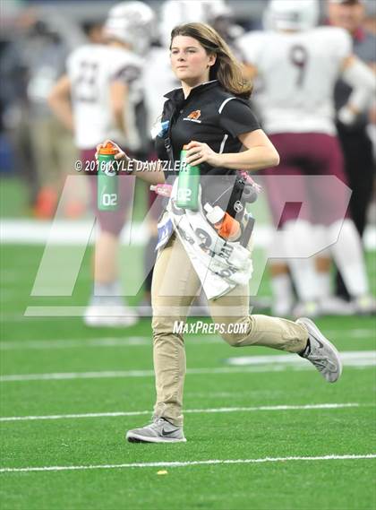 Thumbnail 3 in Calallen vs. Aledo (UIL 5A Division 2 Final) photogallery.