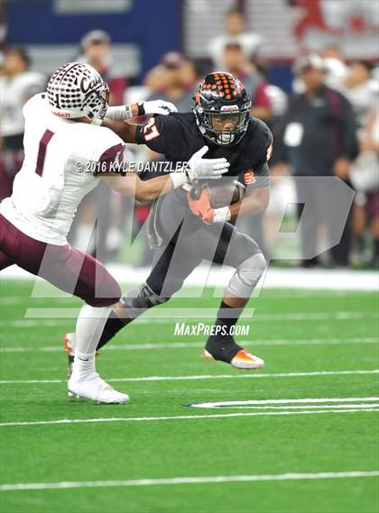 Thumbnail 1 in Calallen vs. Aledo (UIL 5A Division 2 Final) photogallery.