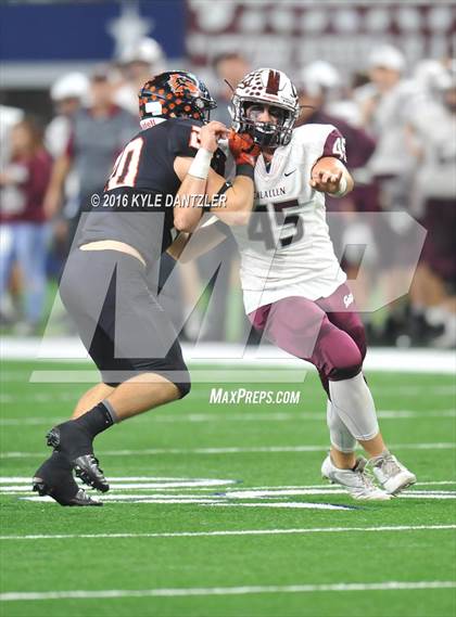 Thumbnail 2 in Calallen vs. Aledo (UIL 5A Division 2 Final) photogallery.