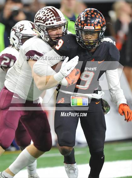 Thumbnail 1 in Calallen vs. Aledo (UIL 5A Division 2 Final) photogallery.