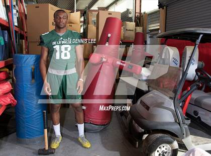 Thumbnail 3 in De La Salle (Preseason Early Contenders Photo Shoot)  photogallery.