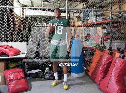 Thumbnail 1 in De La Salle (Preseason Early Contenders Photo Shoot)  photogallery.