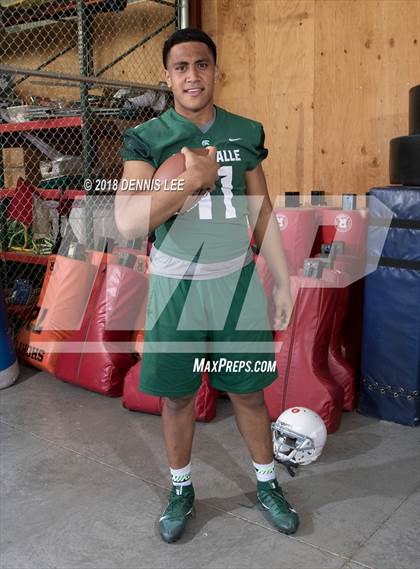 Thumbnail 1 in De La Salle (Preseason Early Contenders Photo Shoot)  photogallery.