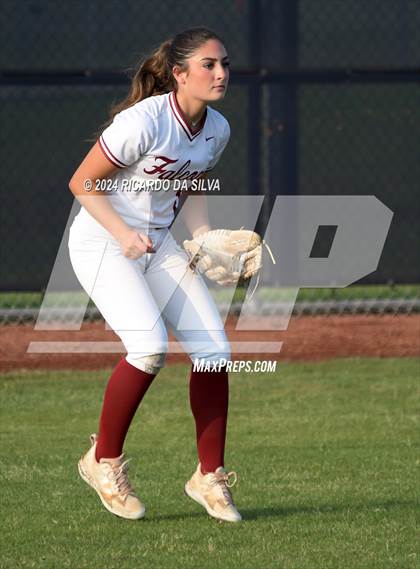 Thumbnail 2 in Tompkins vs Memorial (UIL Softball 6A Region 3 Area) photogallery.