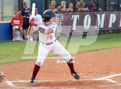 Thumbnail 3 in Tompkins vs Memorial (UIL Softball 6A Region 3 Area) photogallery.