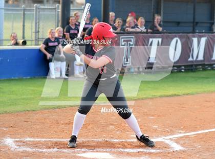 Thumbnail 1 in Tompkins vs Memorial (UIL Softball 6A Region 3 Area) photogallery.