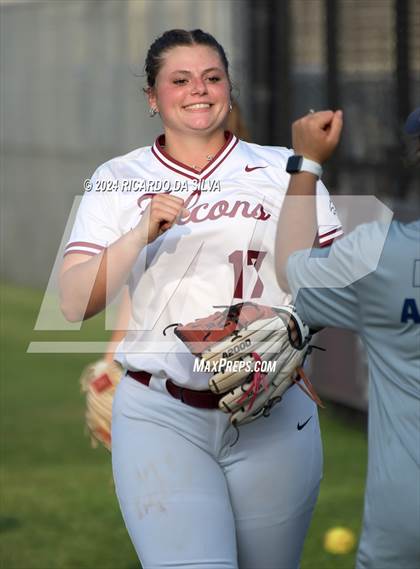Thumbnail 3 in Tompkins vs Memorial (UIL Softball 6A Region 3 Area) photogallery.