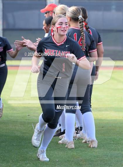 Thumbnail 1 in Tompkins vs Memorial (UIL Softball 6A Region 3 Area) photogallery.