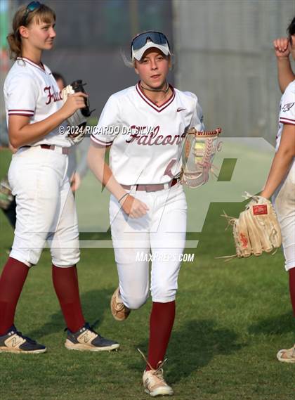 Thumbnail 1 in Tompkins vs Memorial (UIL Softball 6A Region 3 Area) photogallery.