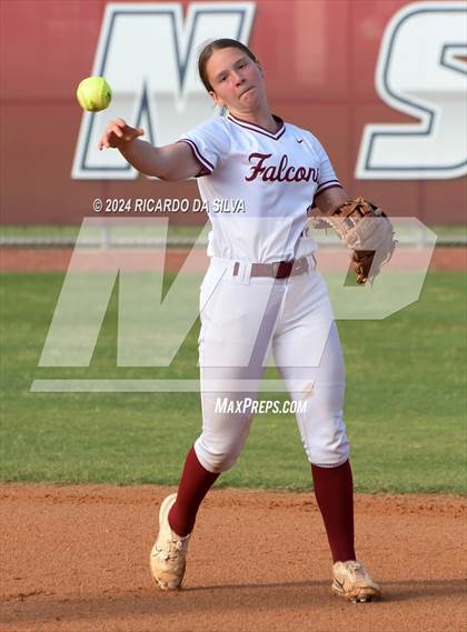 Thumbnail 3 in Tompkins vs Memorial (UIL Softball 6A Region 3 Area) photogallery.