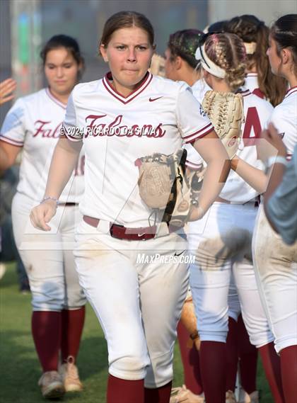 Thumbnail 3 in Tompkins vs Memorial (UIL Softball 6A Region 3 Area) photogallery.