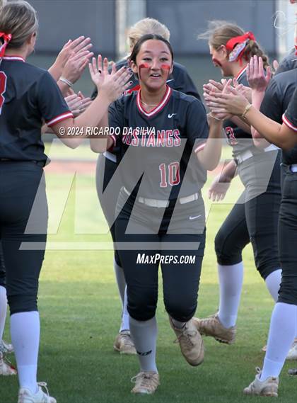 Thumbnail 1 in Tompkins vs Memorial (UIL Softball 6A Region 3 Area) photogallery.