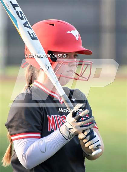 Thumbnail 1 in Tompkins vs Memorial (UIL Softball 6A Region 3 Area) photogallery.