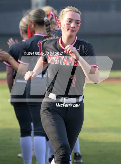Thumbnail 2 in Tompkins vs Memorial (UIL Softball 6A Region 3 Area) photogallery.